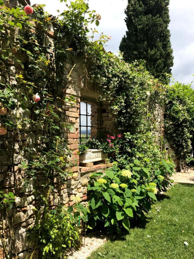 Il Borgo Di Olive Hotel Sismano ภายนอก รูปภาพ