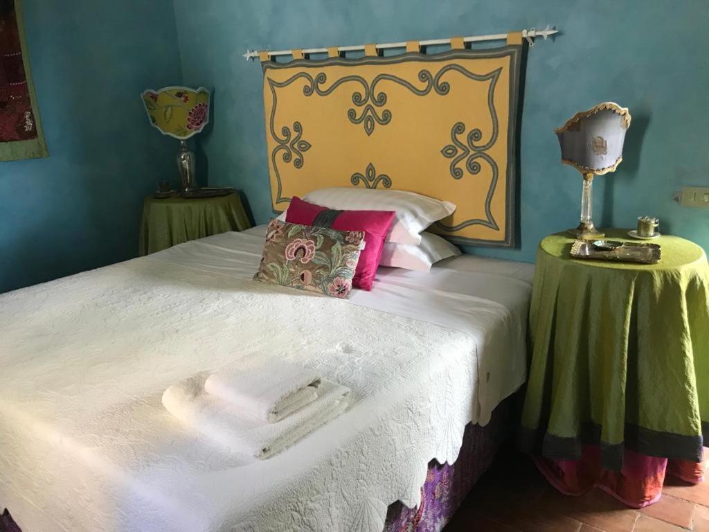 Il Borgo Di Olive Hotel Sismano ภายนอก รูปภาพ
